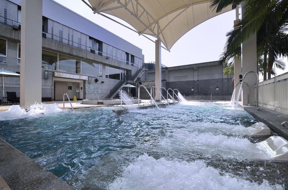 The Sun Hot Spring & Resort Taichung Exteriör bild
