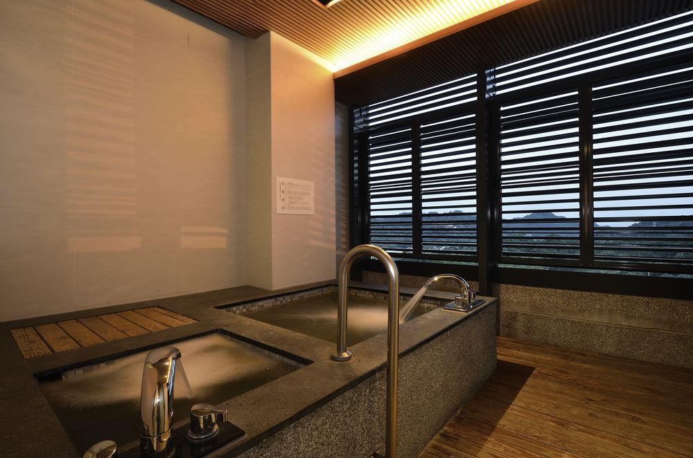 The Sun Hot Spring & Resort Taichung Exteriör bild