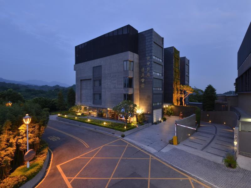 The Sun Hot Spring & Resort Taichung Exteriör bild